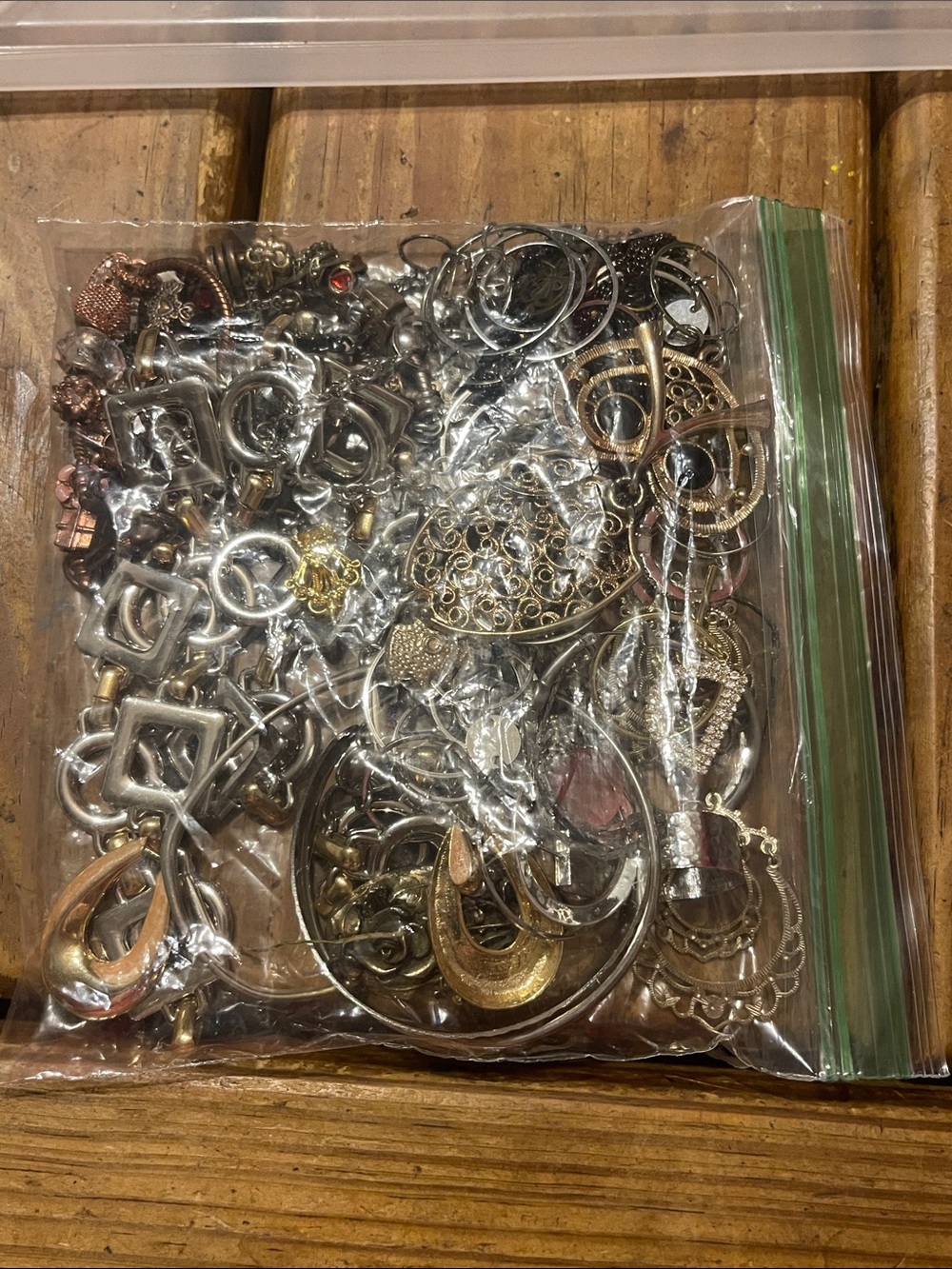 Mixed Metal Women's jewelry Collection - Silver and Gold Tones zip loc baggy - Picture 3 of 3